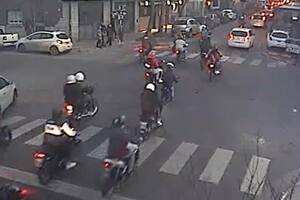 Secuestraron 45 motos que realizaban maniobras peligrosas en Mar del Plata