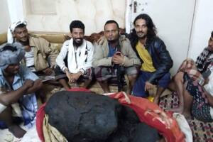 El grupo de pescadores que halló más de 120 kilos de ámbar gris en el cadáver de una ballena gigante