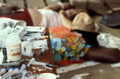 El grupo fue presionado para cometer un "suicidio revolucionario" con cianuro