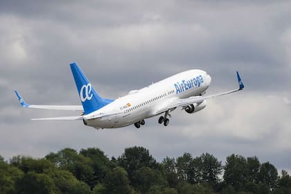 Air Europa desembarcó hoy en Ezeiza un vuelo proveniente de Madrid