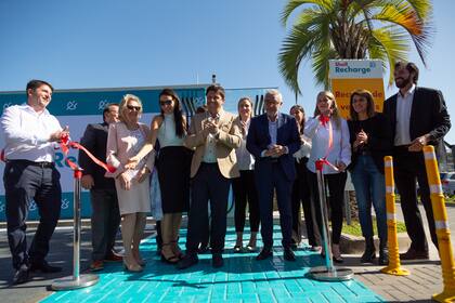 El grupo Raízen presentó Shell Recharge en Argentina