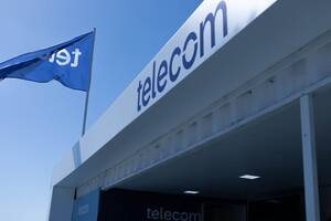 El grupo Telecom, liderado por Clarín, se quedó con Telefónica de Argentina a cambio de US$1245 millones.