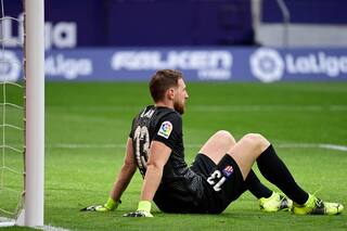 Video: quiso meter el gol del empate... y se lo hicieron a él de media cancha