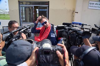 El guía Kenton Cool escala el Everest por vigésima vez y dice que aún no está listo para dejarlo
