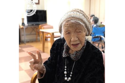 La mujer más longeva del mundo. El 9 de marzo de este año la japonesa Kane Tanaka celebró sus 116 años y 66 días, fecha en la cual la organización de los récords le hizo entrega del certificado junto a un paquete de chocolates