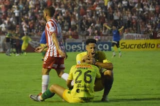 Infartante: en Tucumán, Defensa y Justicia llegó a la punta en el descuento