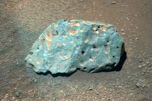 El misterio detrás de la roca verde que encontró el Perseverance en Marte