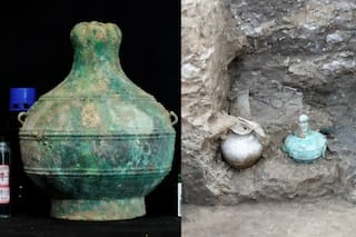 Arqueólogos abrieron una tumba de 2300 años y encontraron una botella de cerveza intacta