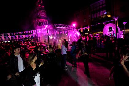 El Hard Rock Cafe, en un clima festivo