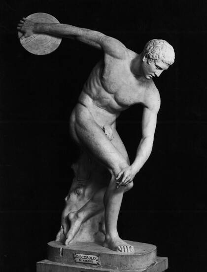 El hecho de que los atletas compitieran desnudos hizo que los primeros líderes cristianos considerara lujuriosos los juegos.