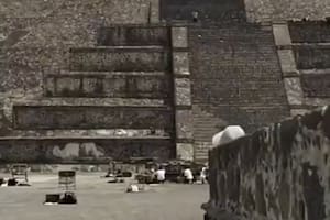 Un hombre empezó a disparar desde la pirámide de Teotihuacán: mató a una turista y se suicidó