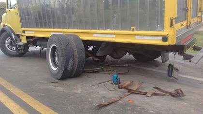 El hermano mayor de Messi choque contra la parte trasera de un camión