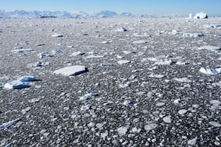 El hielo marino del Ártico marca su mínimo invernal mientras el calor en la Tierra bate récords