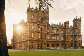 La mansión más grande de Hampshire: así es el castillo donde se filmó “Downton Abbey”