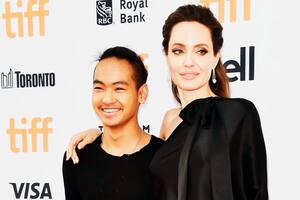 El hijo de Brad Pitt corta el vínculo con su padre y se cambiará el apellido