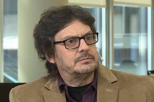 El hijo de Felipe Pigna no sufrió heridas; en tanto los detenidos habían cumplido una condena de ocho meses de prisión