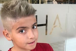 ¡Igualito a su papá! Benjamín Agüero cambió de morocho a platinado