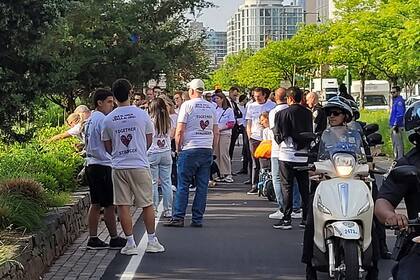 El hijo de Hernán Mendoza junto con otros familiares de las víctimas recorrieron el lugar del atentado ocurrido en 2017 en Manhattan