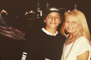 A dos meses de su operación, Máximo Menem hace deportes en las Islas Caimán