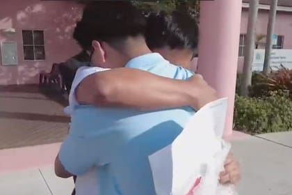 El hijo señaló que la detención impactó en lo emocional, lo físico y lo económico