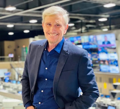 El historiador, escritor y docente Charlie López presentará su nuevo libro De dónde vienen, en el que explica el origen de 250 dichos y en un apéndice estudia la procedencia de las malas palabras