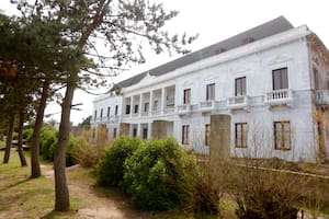 El lugar desconocido de la costa con una de las playas más tranquilas y buenos lugares para comer
