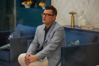 El histriónico Gabriel Oliveri es uno de los puntales de El hotel de los famosos