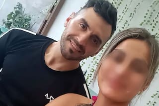 Un hombre apuñaló a su pareja, su hija se tiró del auto para escapar y él se suicidó