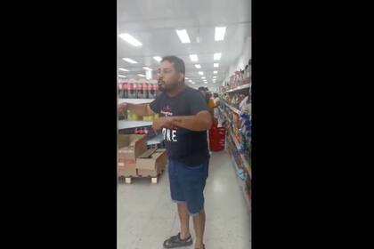 El hombre comunicó de la noticia que se enteró (Captura video)