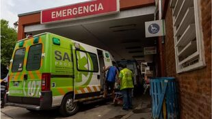El hombre de 83 años fue trasladado al Hospital Fernández