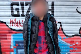 Un pirómano suelto en Caballito: detienen a un hombre por incendiar un auto