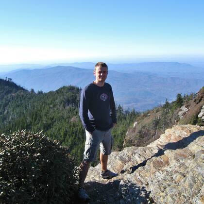 El hombre era cartógrafo hasta que fue despedido