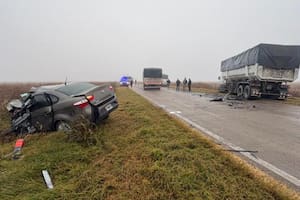 Un hombre murió tras chocar contra un camión de carga en Santa Fe