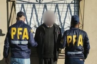 Un hombre apuñaló a su amigo por una supuesta infidelidad e inició una nueva vida con otro nombre
