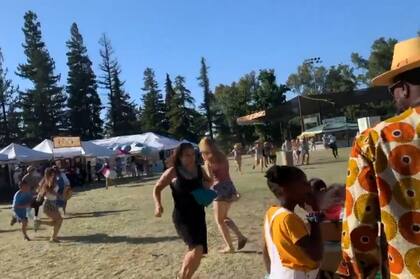 El hombre que atacó al público de la feria fue abatido por la Policía