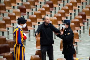 La reacción del Papa después de que un hombre interrumpiera a los gritos su audiencia