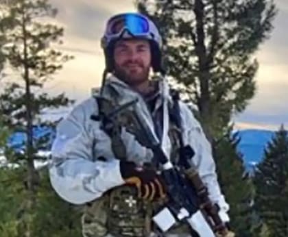 El hombre que murió en el Cybertruck de Tesla en Las Vegas.