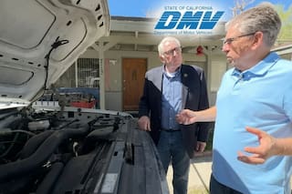 Vendió su camión a un amigo hace 14 años y ahora el DMV quiere cobrarle US$1300 por tarifas y multas