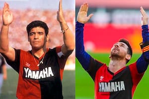El espejo. El homenaje de Messi a Maradona y otras imágenes similares de ambos
