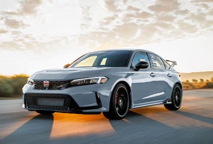 El Honda Civic Type R integra la nómina de modelos que ingresaron al país sin la intermediación de una terminal automotriz local (Fuente: Captura Honda)