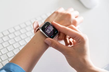 El horario de verano comienza en la madrugada; los expertos recomiendan cambiar la hora antes de irse a dormir