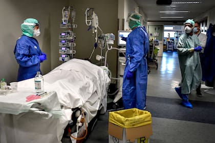 El hospital de Brescia está desbordado por la cantidad de infectados 