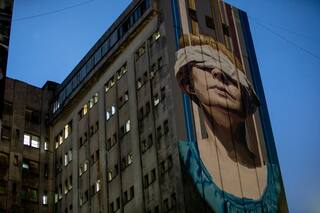 La leyenda del falso médico que, acechado por la culpa, "invade" un conocido centro de salud porteño