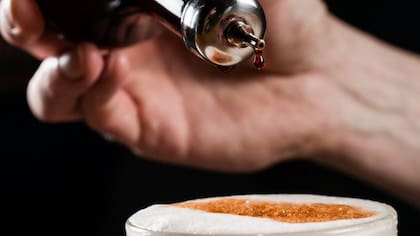 El Hotel Bolívar de Lima añadió a la receta original del pisco sour unas gotas de amargo