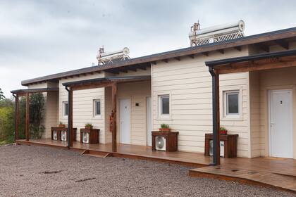 El Hotel Ceibas está muy bien ubicado, sobre la ruta.