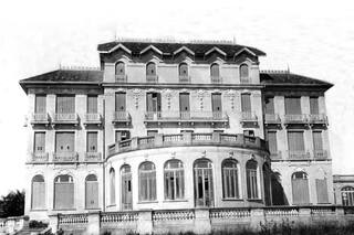 El imponente hotel construido para hospedar al jet set que terminó de la peor manera