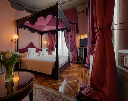 El hotel cuenta con 43 habitaciones de diferentes categorías