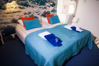 El hotel dispone de 33 habitaciones para 76 personas en total