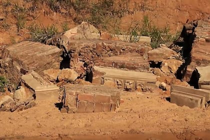 El hotel fue explotado con dinamita en la década de 1940