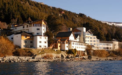 El Hotel Huemul antes del incendio